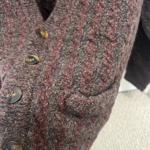 🚨($40for Live Show only!) Wool Blend Giorgio Armani Brown Men's Sweater - Picture 7 of 10
